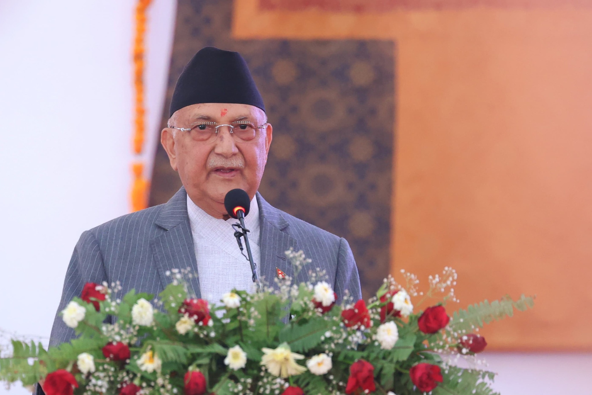 हामीले कुरा गरेपछि भारत र पाकिस्तानबीच हात हालाहाल रोकियो : प्रधानमन्त्री ओली