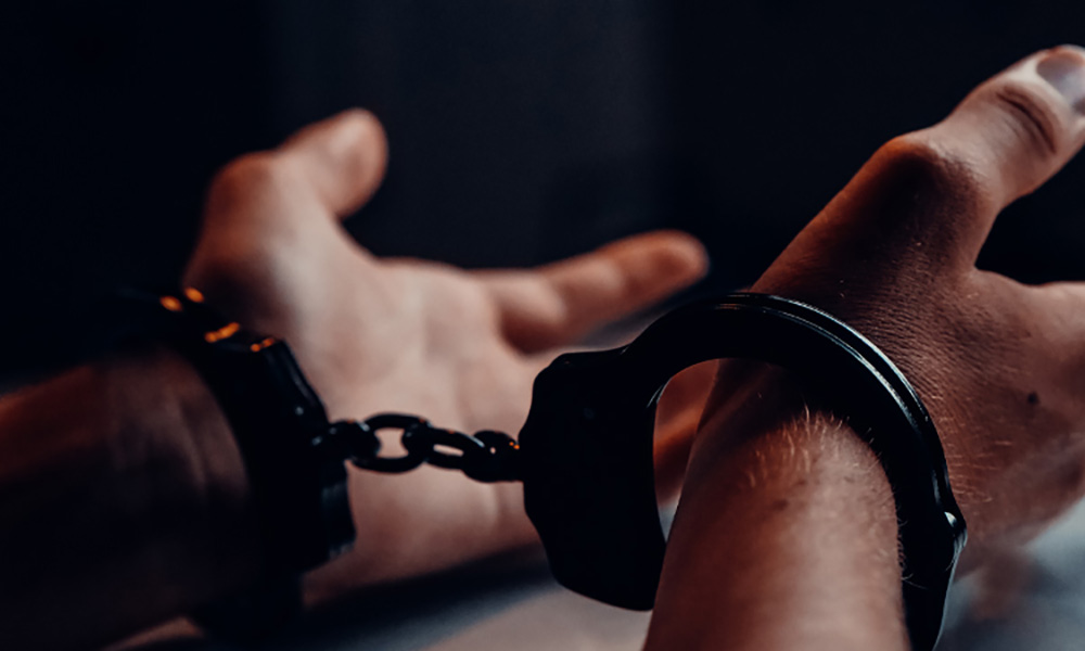 पोर्चुगल पठाइदिन्छु भन्दै ठगी गर्ने व्यक्ति पक्राउ     एभरेष्ट न्यूज एजेन्सी,