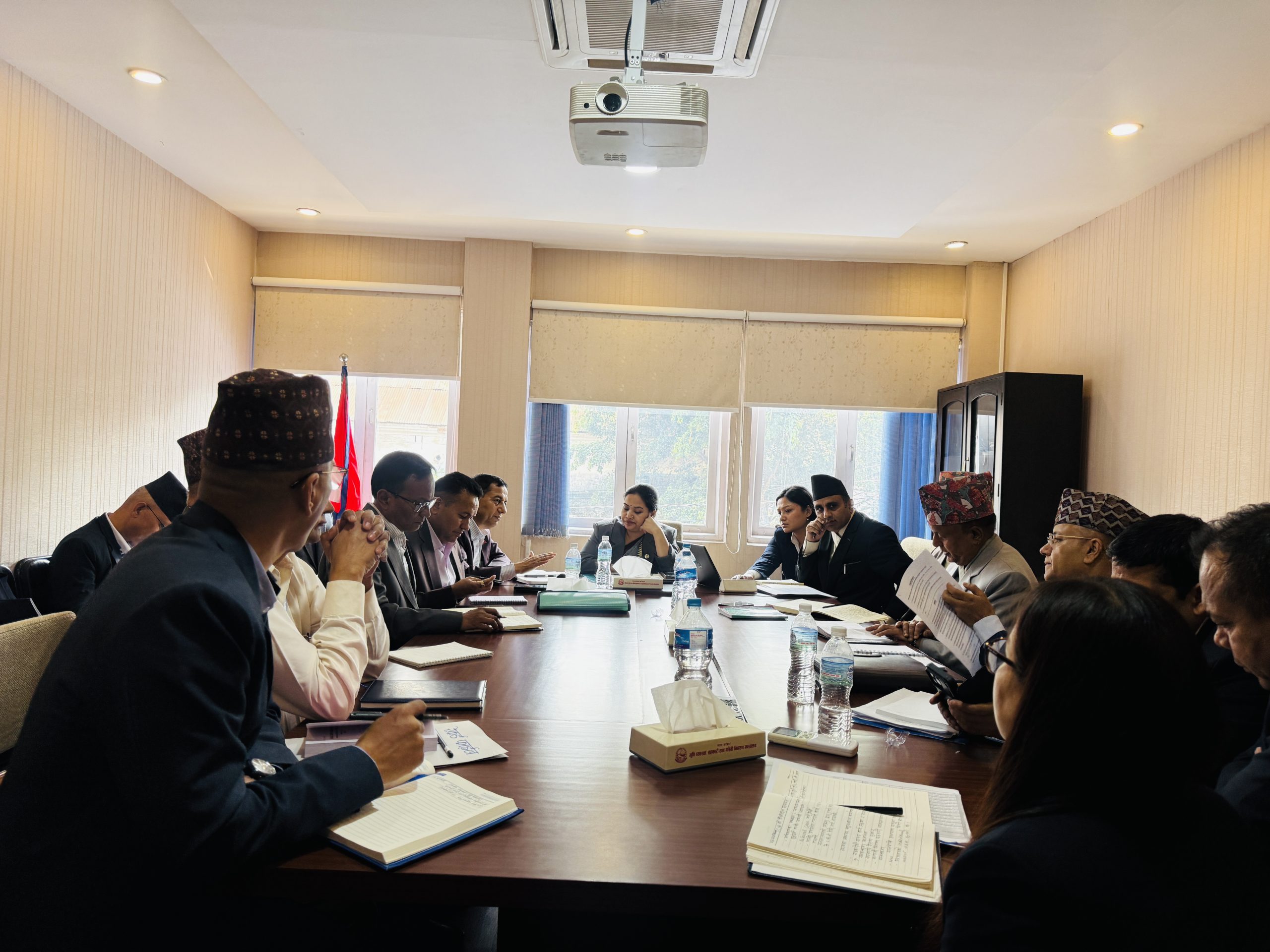 सहकारी पीडितको बचत फिर्ता गराउन मन्त्रालयको सक्रियता, महान्यायाधिवक्ता र सीआईबी प्रमुखसँग मन्त्रीको छलफल 